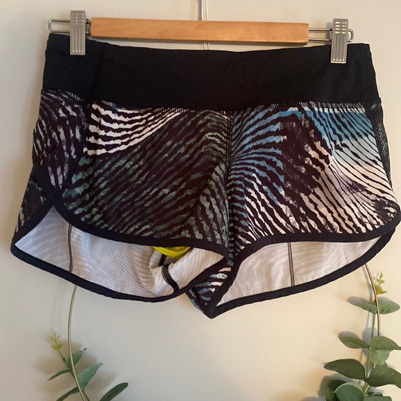 Lululemon Speed Short 2016 Seawheeze Secret Society Tofino Teal Black shorts 4 - Picture 4 of 11